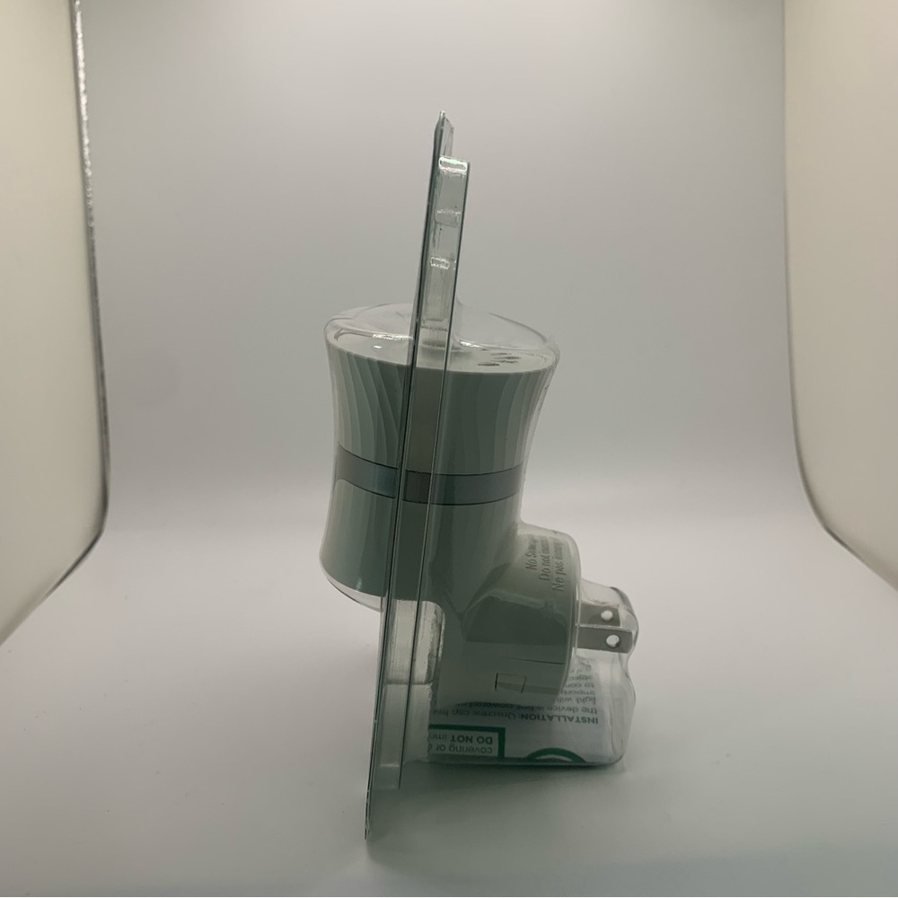Airwick Advanced Plug-In 3-Pack - Picture 4 of 14
